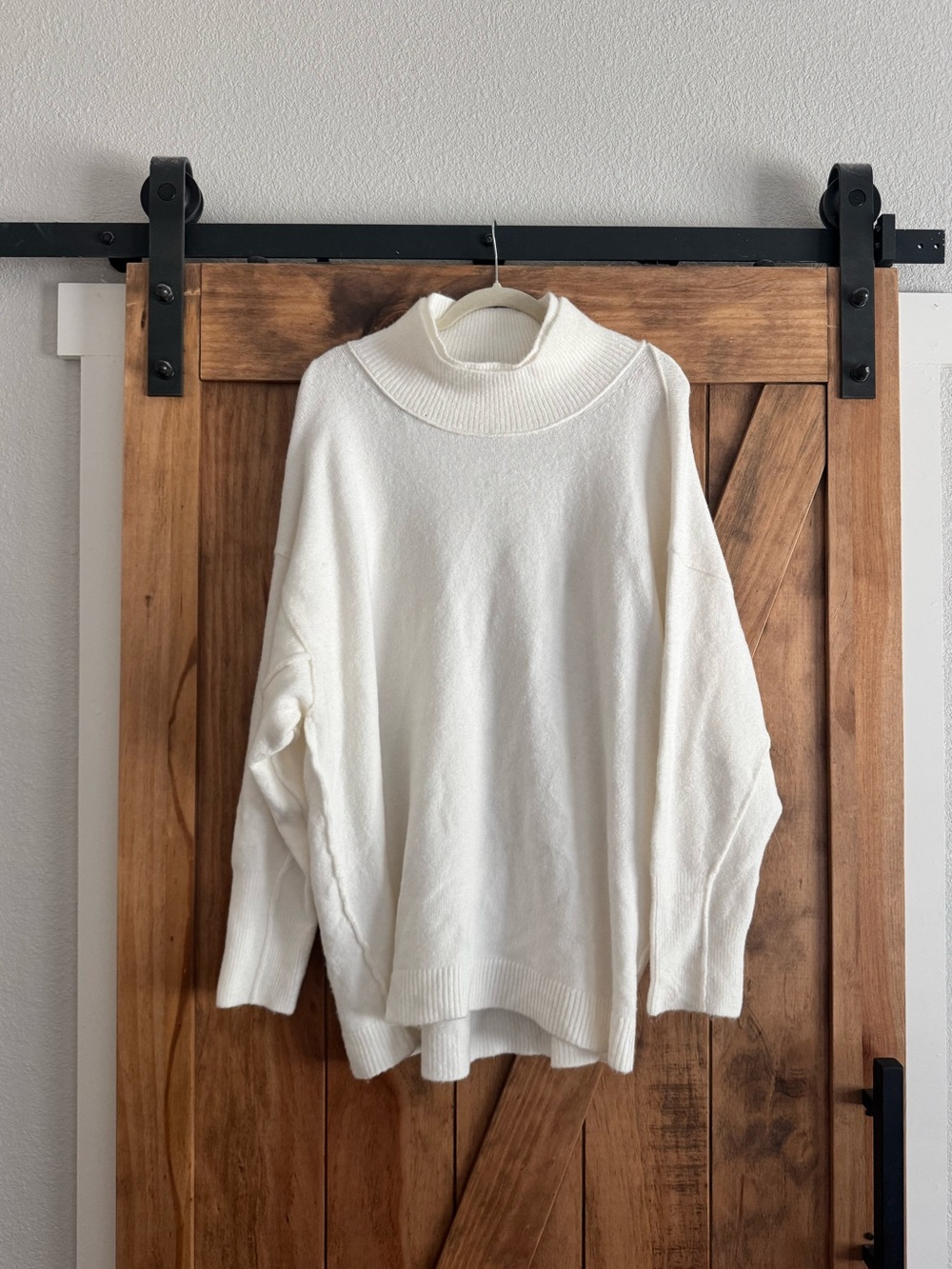 Free People Turtleneck Women’s Sweater - Classic Cozy Knit Sz S